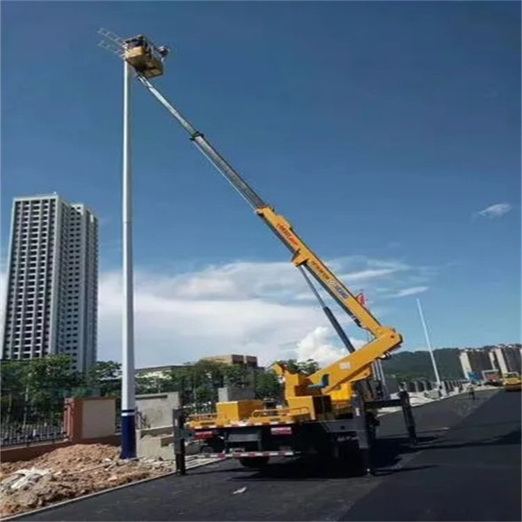 枣庄山亭维修路灯的曲臂升降车出租