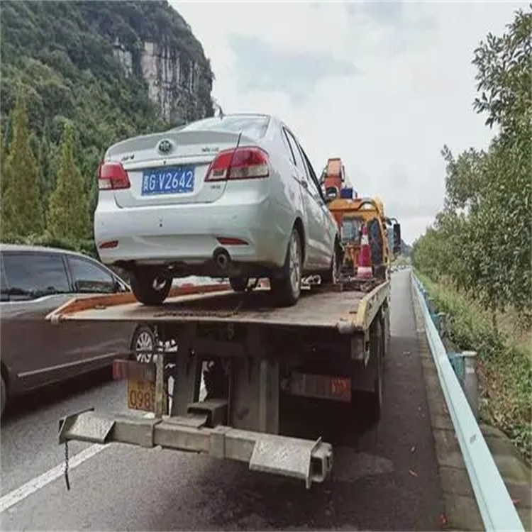 枣庄山亭吊车吊小车正确部位