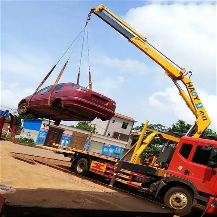 枣庄山亭吊车吊汽车的正确方法